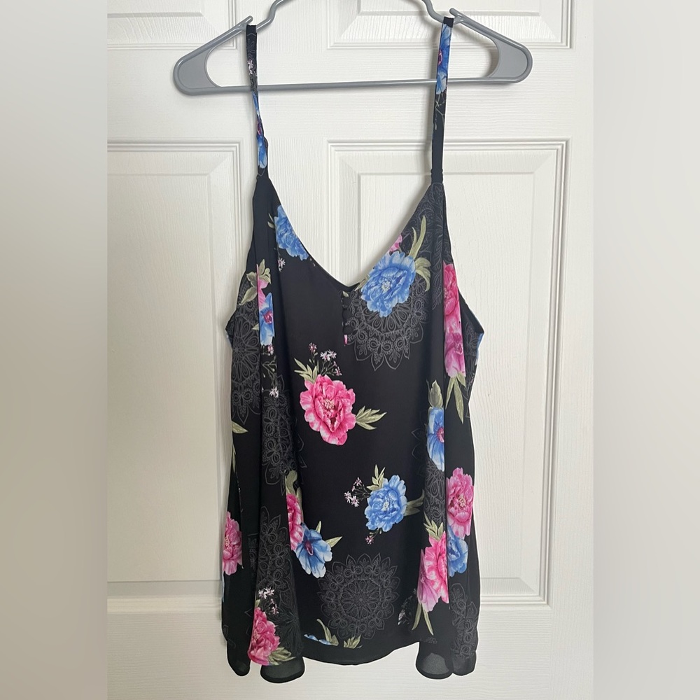 TORRID Women's Sz 1X Tank top Sleeveless Pullover floral
